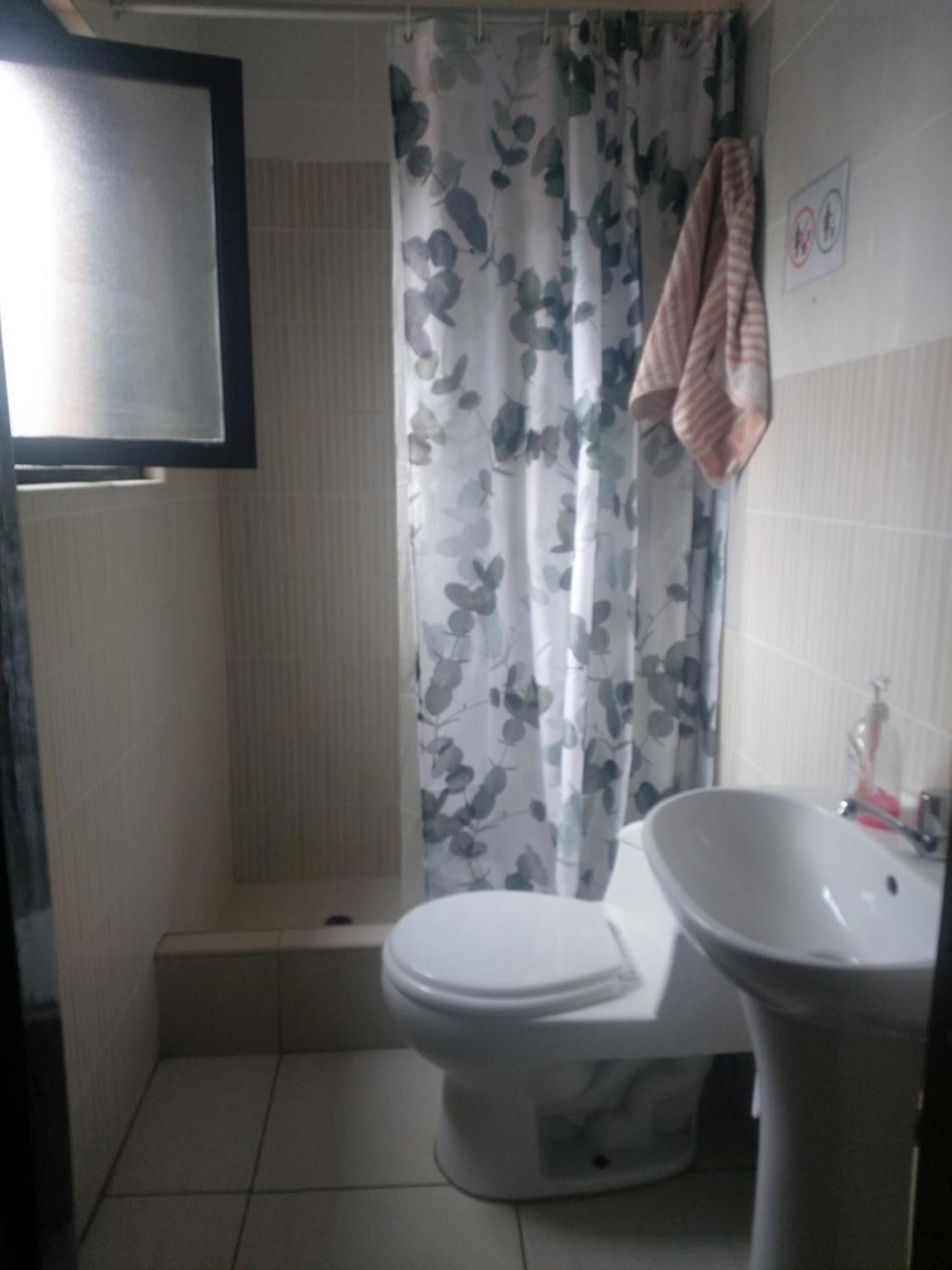 ليما Global Family Backpackers Hostel المظهر الخارجي الصورة