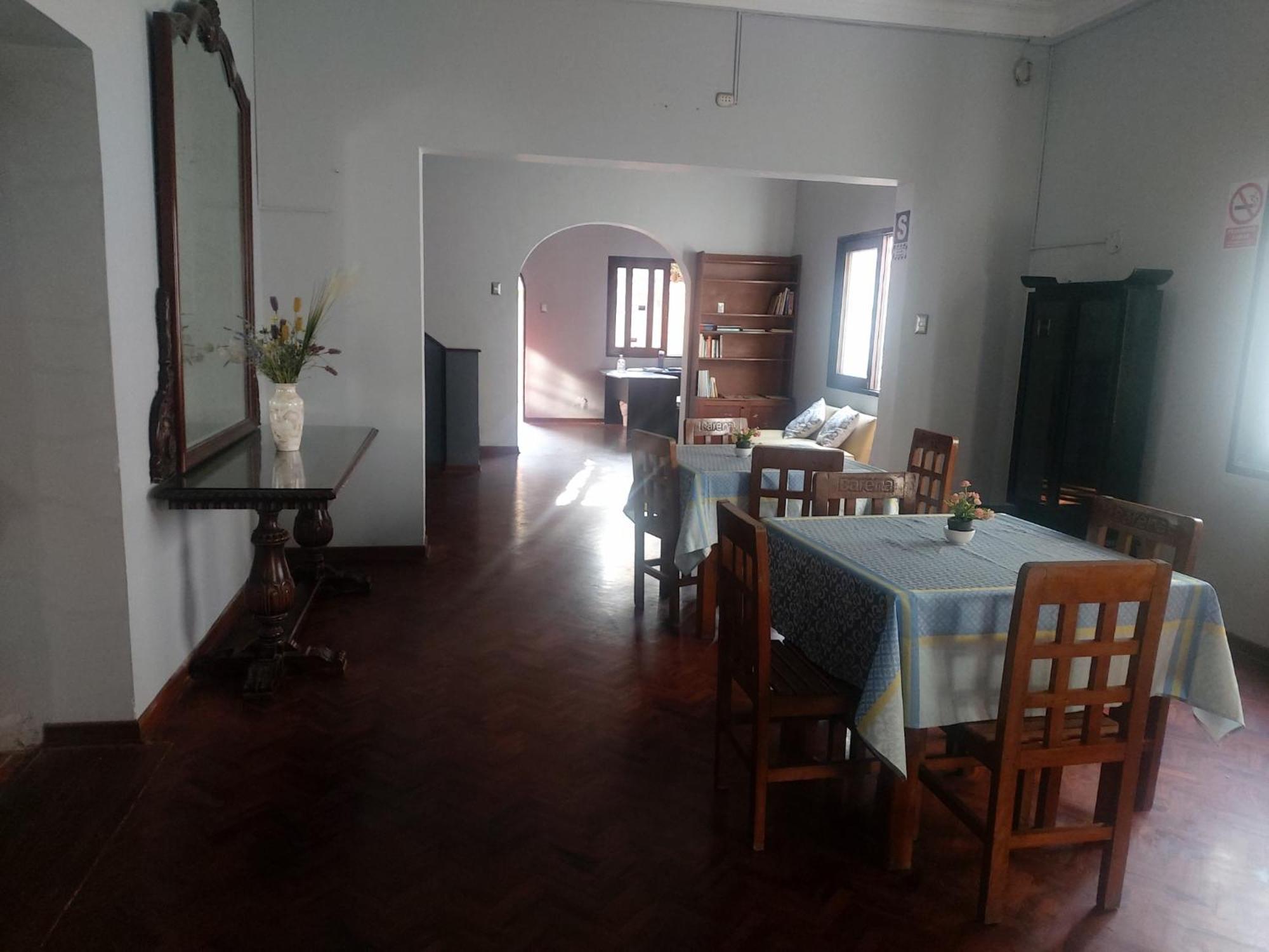 ليما Global Family Backpackers Hostel المظهر الخارجي الصورة