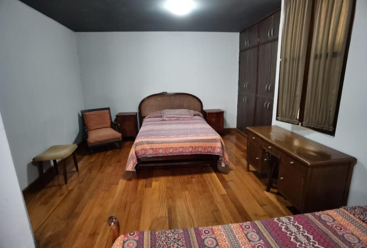 ليما Global Family Backpackers Hostel المظهر الخارجي الصورة
